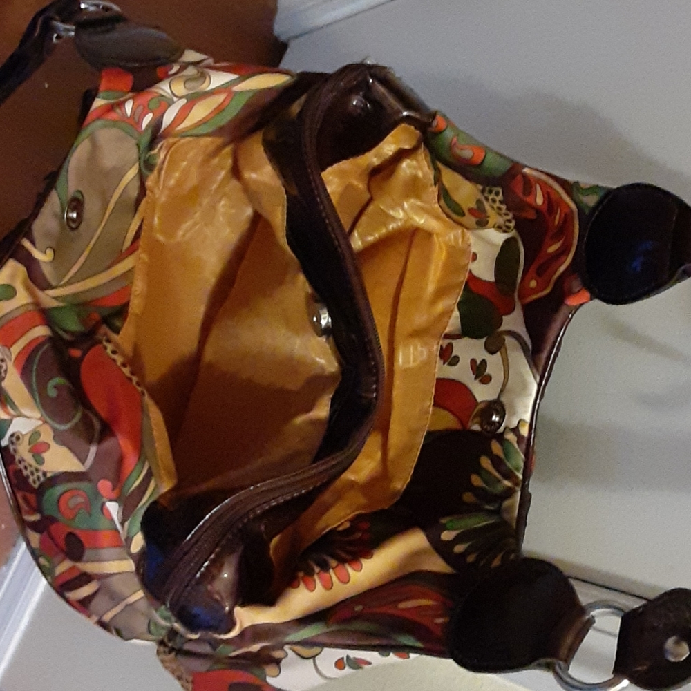 Purse - Picture 2 of 2